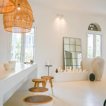 Alasi Tinos Jacuzzi Hotel