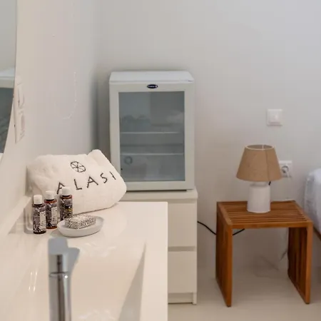Hotel Alasi Tinos Jacuzzi Agios Ioannis (Tinos)