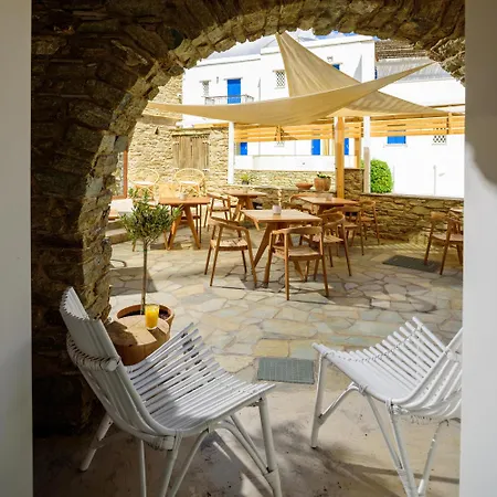 Alasi Tinos Jacuzzi Agios Ioannis (Tinos)