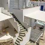 Alasi Tinos Jacuzzi אגיוס יואניס