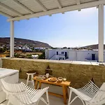 מלון Alasi Tinos Jacuzzi אגיוס יואניס