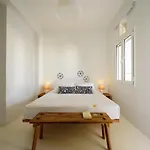 Alasi Tinos Jacuzzi אגיוס יואניס