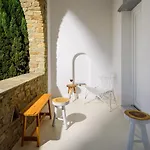 Alasi Tinos Jacuzzi
