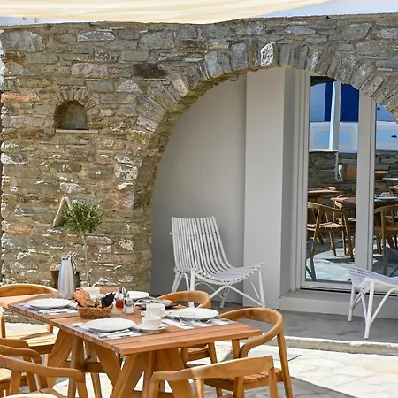 Alasi Tinos Jacuzzi Otel Agios Ioannis (Tinos)