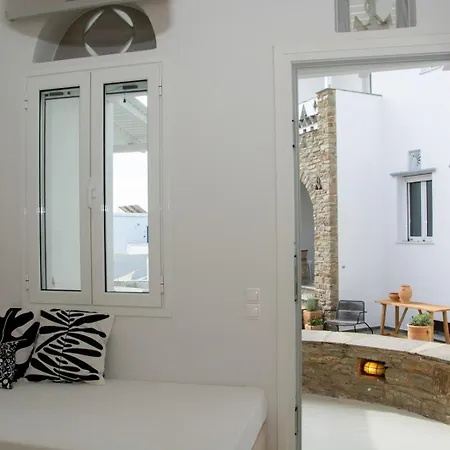 Alasi Tinos Jacuzzi Otel 3*