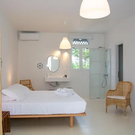 Alasi Tinos Jacuzzi Hotel 3*