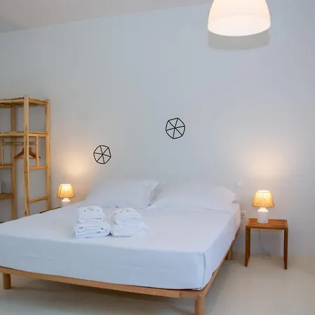 Otel Alasi Tinos Jacuzzi Agios Ioannis (Tinos)
