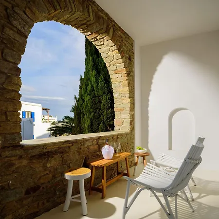Alasi Tinos Jacuzzi Hotel